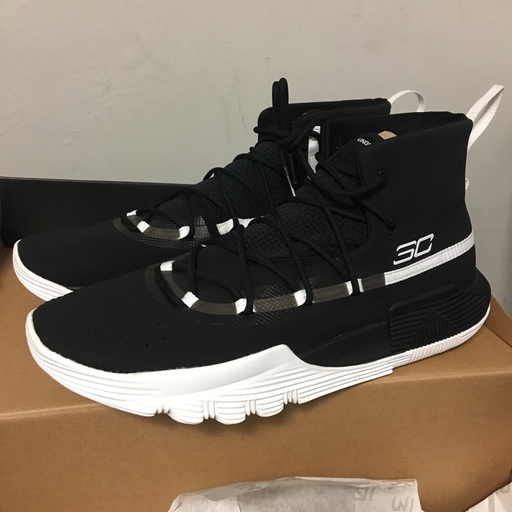 Sneakers — negotiation up to 5% if interested